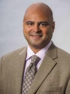 Dr. Nakul Karkare - Chirurgien orthopédique à New York Dr. Nakul Karkare - Chirurgien orthopédique à New York