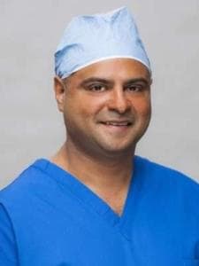 Dr. Nakul Karkare - Cirujano Ortopédico NY